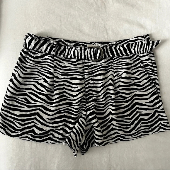 NWT LOFT Zebra Print Belted Flowy Summer Shorts - Picture 2 of 9